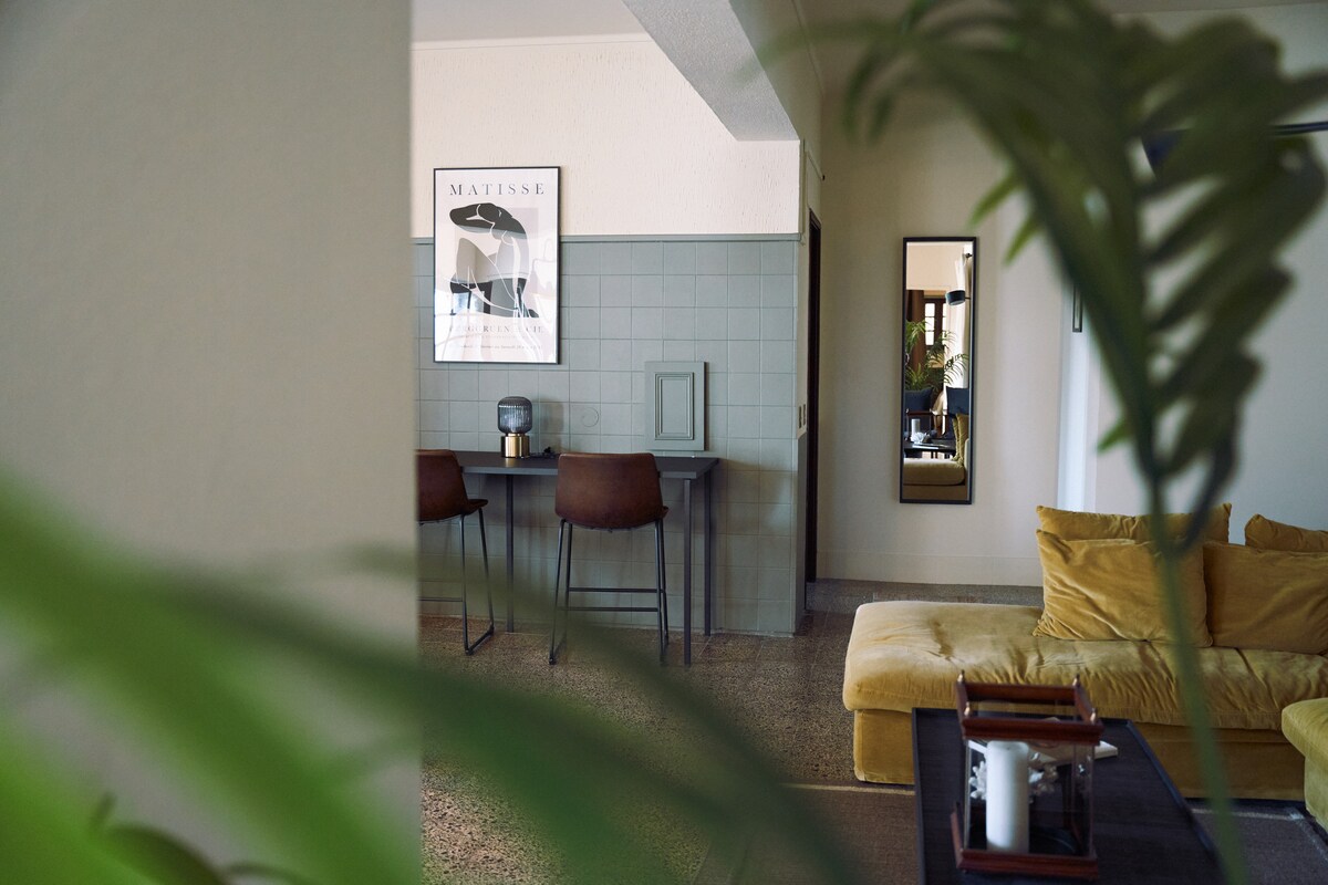 Living room 2