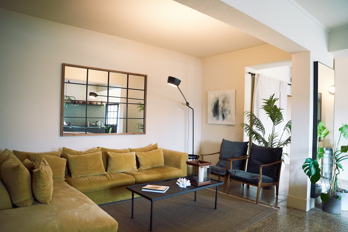 Living room 2
