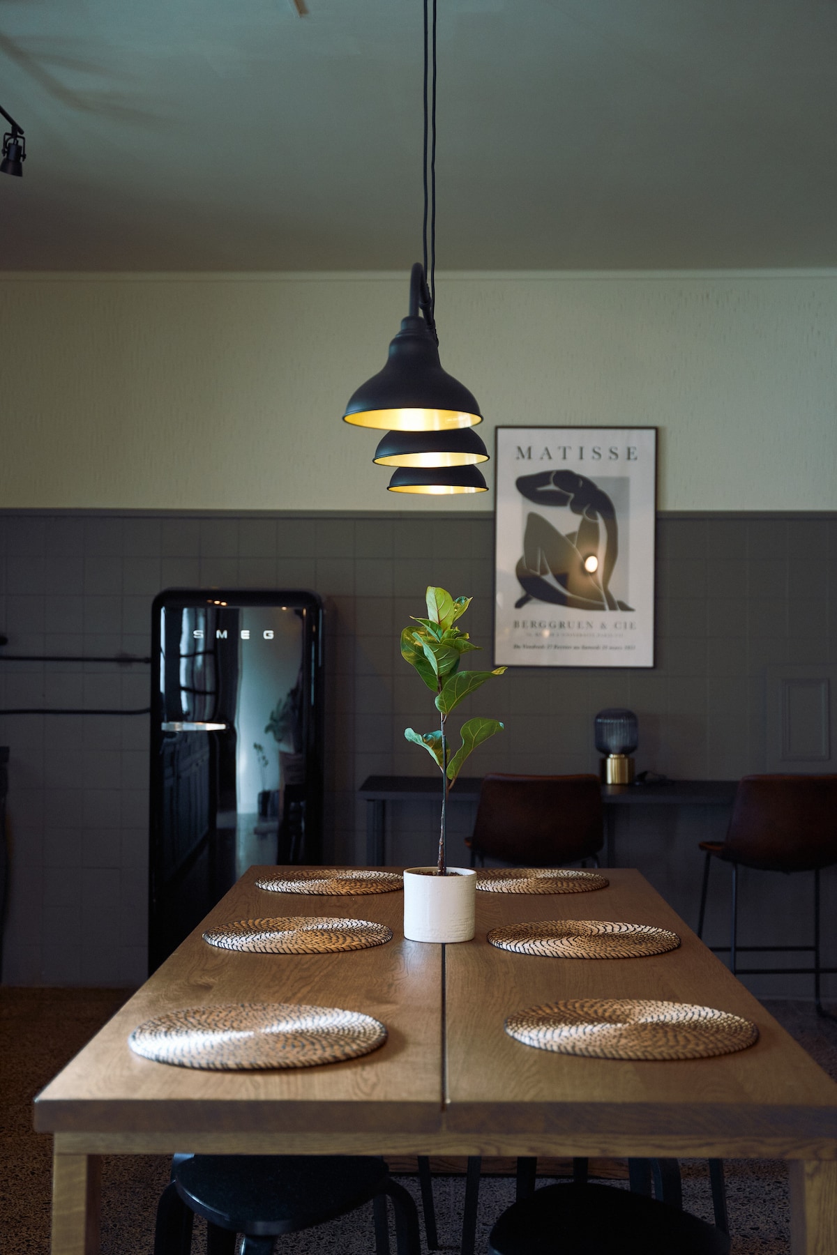 Dining area 1