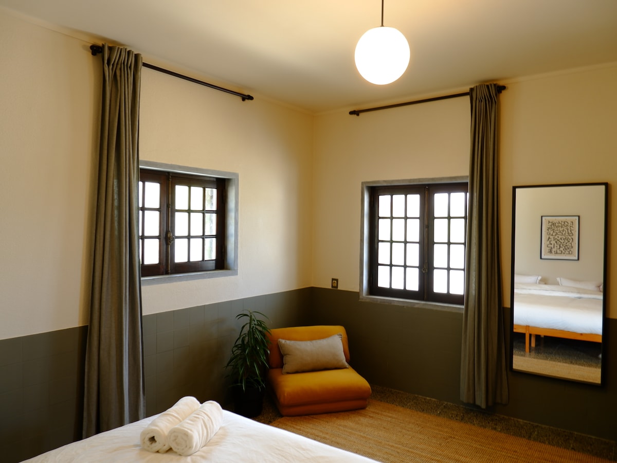 King bed