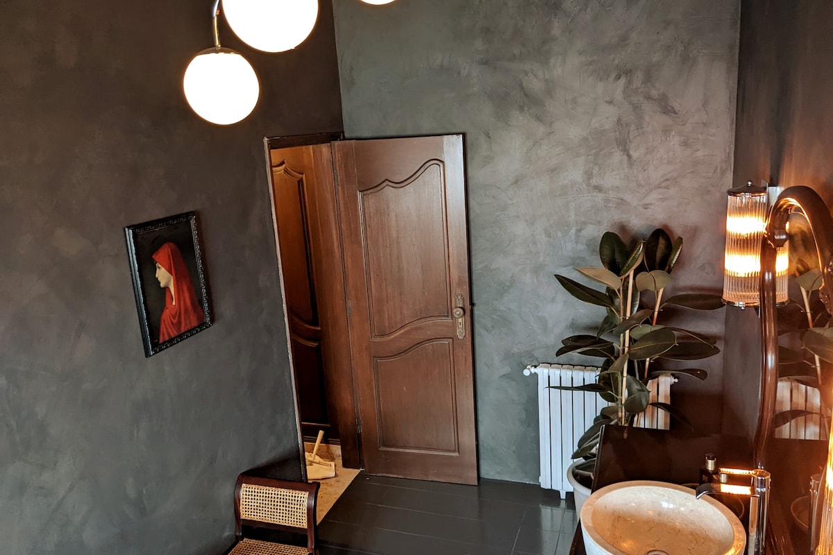 Main level bathroom