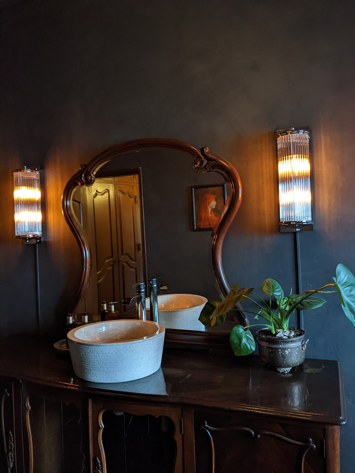 Full bathroom 2